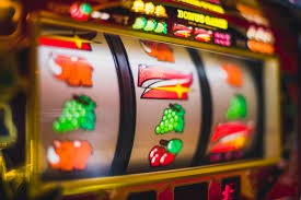 Tampilan fitur bonus Golden Toad dengan putaran gratis dan pengganda kemenangan